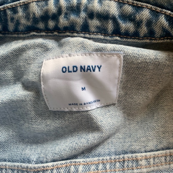 Old Navy jean jacket, never worn, size medium - Picture 2 of 2